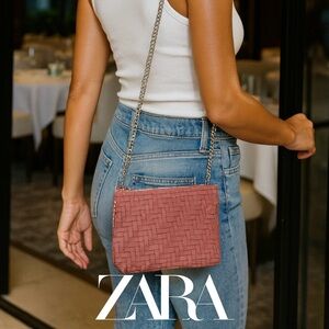🌸NWT  ZARA suede cross body bag